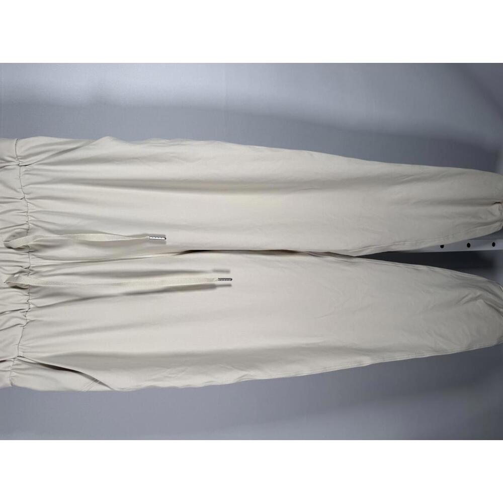 Lululemon Stretch Luxtreme High-Rise Jogger, Size 4 - Picture 5 of 11